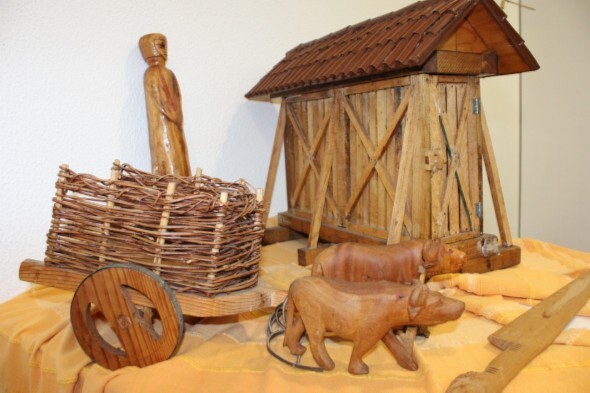 Miniaturas em madeira 1